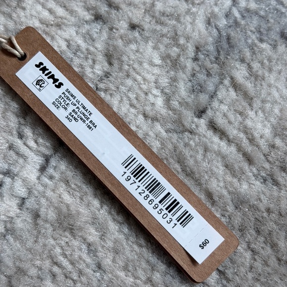 SKIMS Light Beige Bra - Picture 2 of 2